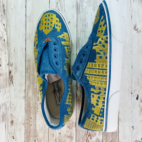 Y2K Sebastiro 90s City Scape embroidered Sneakers size 7.5 skyline design - Picture 3 of 12